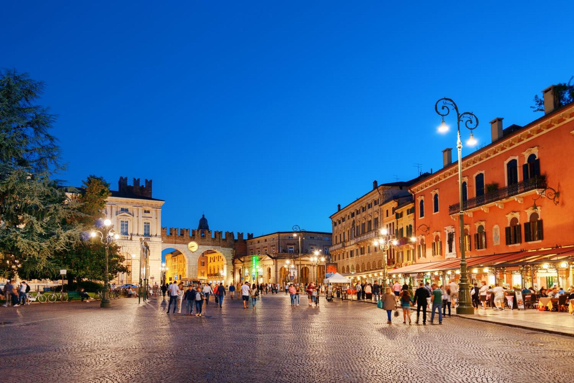 Appartamento Verona For You - Happy Rentals Kültér fotó